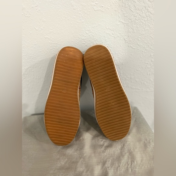 NWOT slip on low top casual sneakers black size 8 - Picture 9 of 9